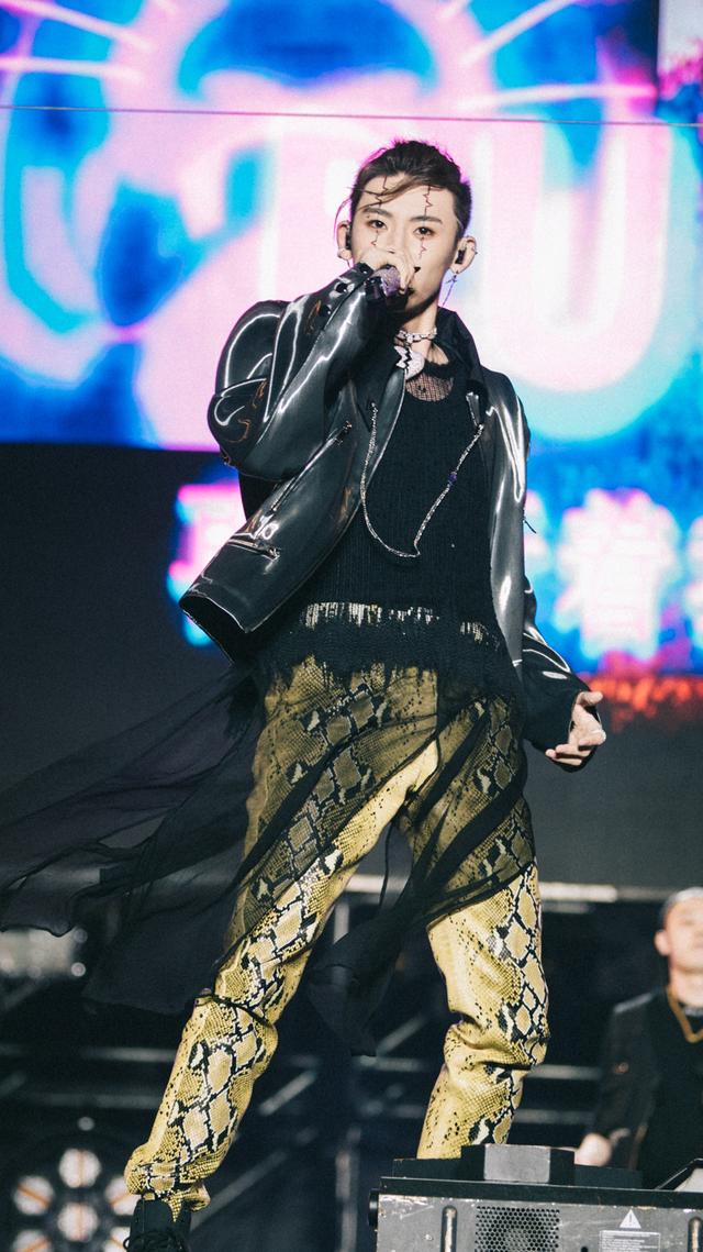 MAD碾压DRX,Lehends完成史诗逆转宿敌对决成都决赛之夜,点燃全场激情 MAD碾压DRX,Lehends完成史诗逆转宿敌对决成都决赛之夜,点燃全场激情